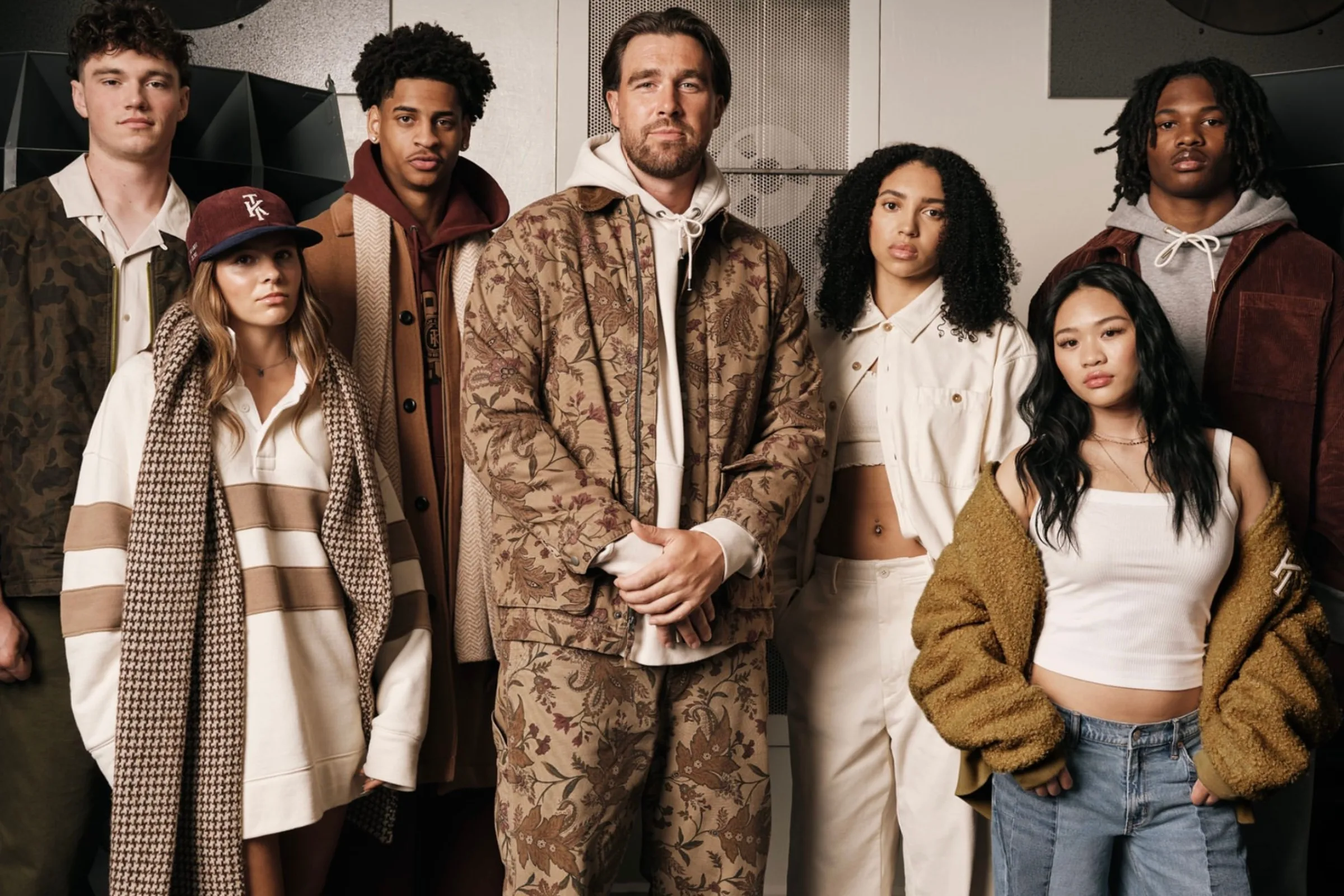 Travis Kelce Tru Kolors x American Eagle