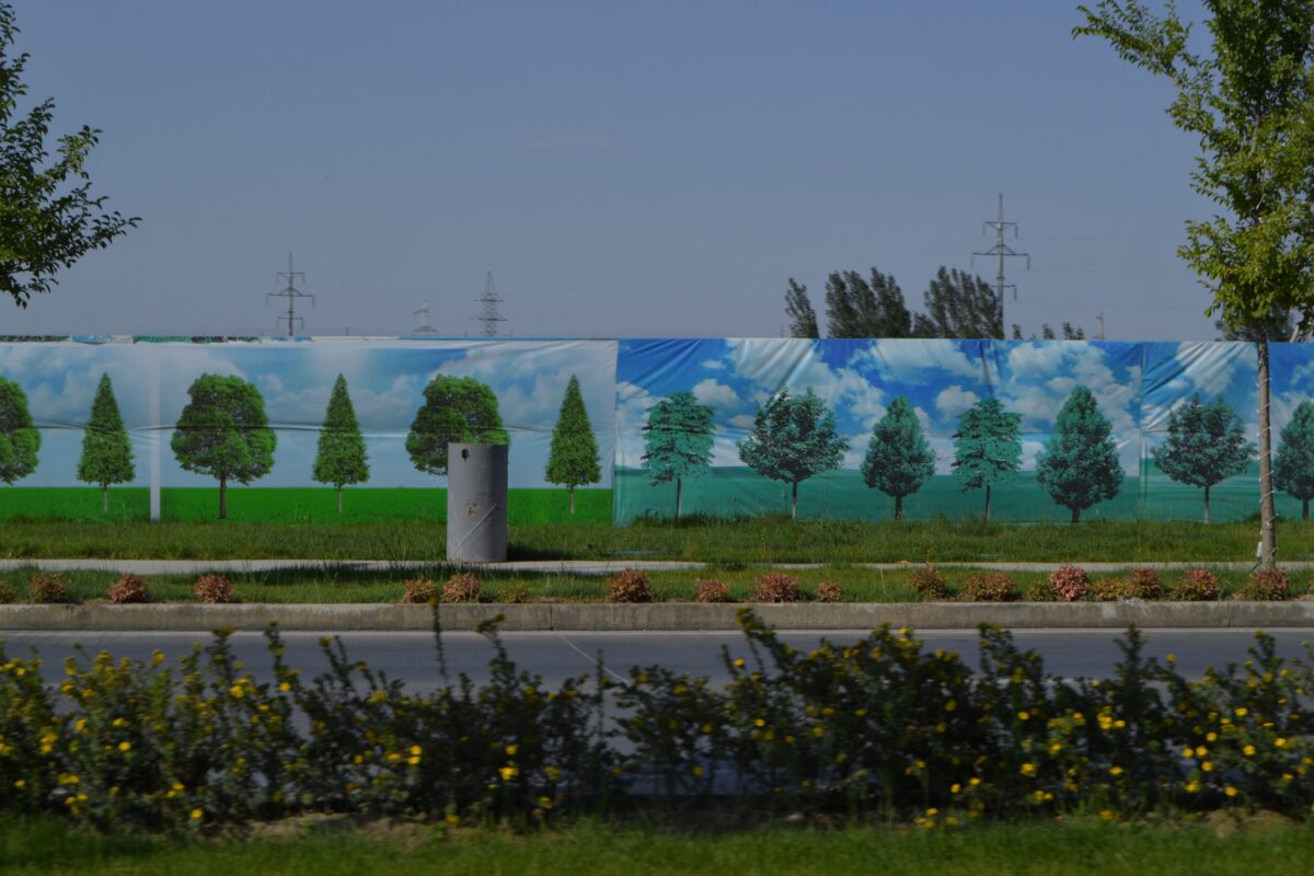 Why is 2016 haunting 2026? On Postnostalgia, time loops and lost futures