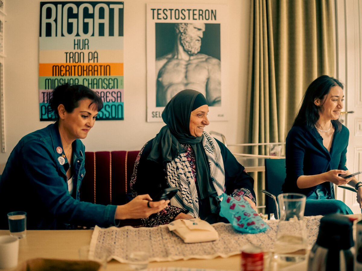Resolute: The sneaker championing Palestinian Tatreez
